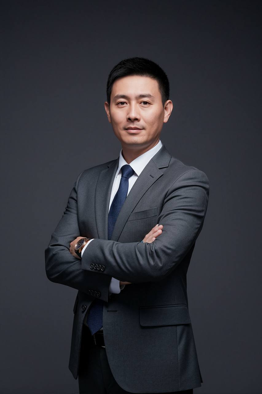 首席执行官——郑立